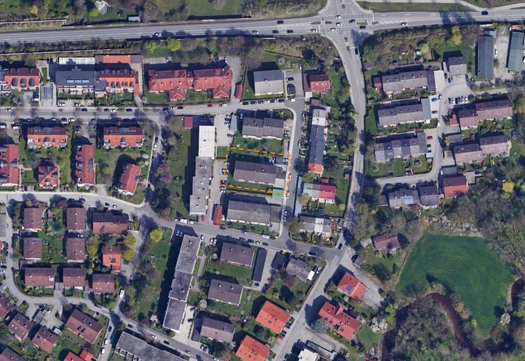 Luftbild: Mehrfamilienhaus