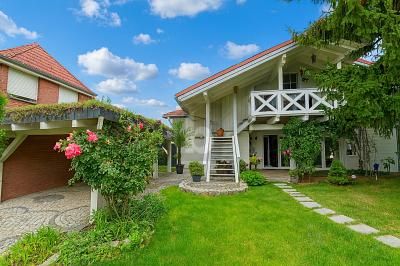 FALKENSEE'DE GETİRİLİ HAYAL GİBİ YAŞAM KONUTU – 1763648973_e9e434a.jpg