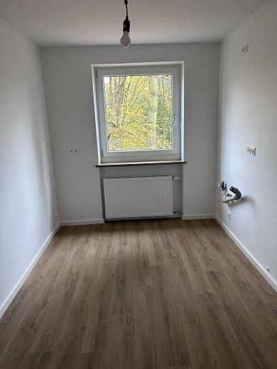 Tamamen yenilenmiş 3 odalı daire (75 m²) – Küche (1)