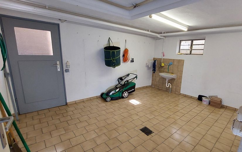 Keller mit Außenzugang