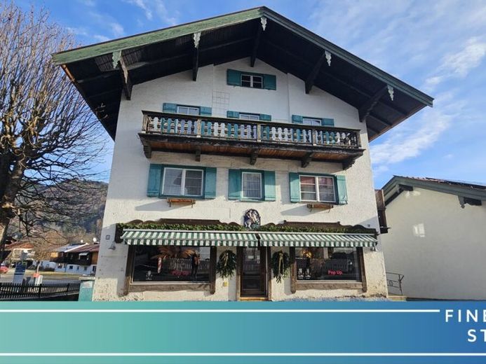 MFH und Gewerbe im Hintergebäude in Rottach-Egern – Foto 1