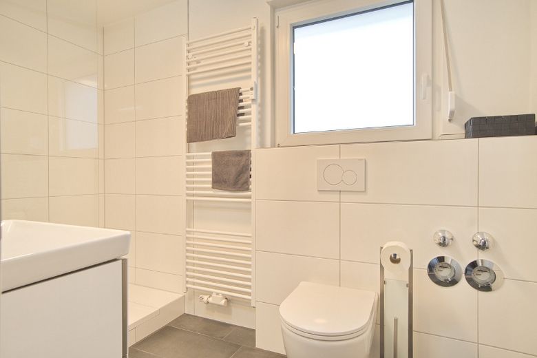 Komfortable, helle Wohnung mit neuer und hochwertiger Ausstattung, sehr ruhig gelegen – 25d0f1addf79a4c99e67226538304d7d6a37a724.jpg