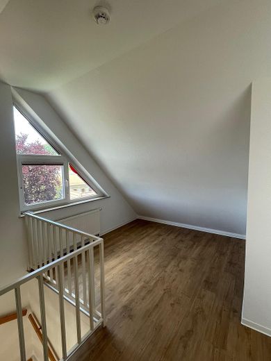 Offenes Wohn-/Arbeitszimmer