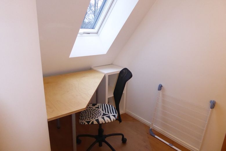 55m² Maisonette Wohnung - U-Bahn nah und im Grünen – Büroecke
