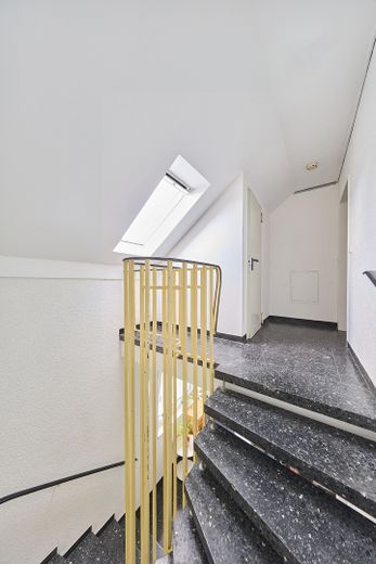 Investimento con prospettiva – 4-MFH con suddivisione WEG e 4 libri fondiari in 32278 Kirchlengern – Treppenhaus Dachgeschoss