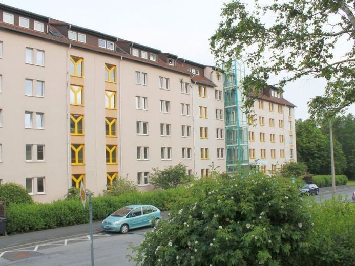 1 Raum Wohnung für Senioren – फोटो 1