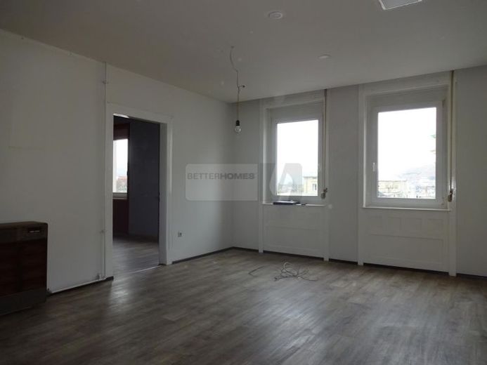 IHRE UNTERNEHMUNG IM HERZEN DER STADT – फोटो 1