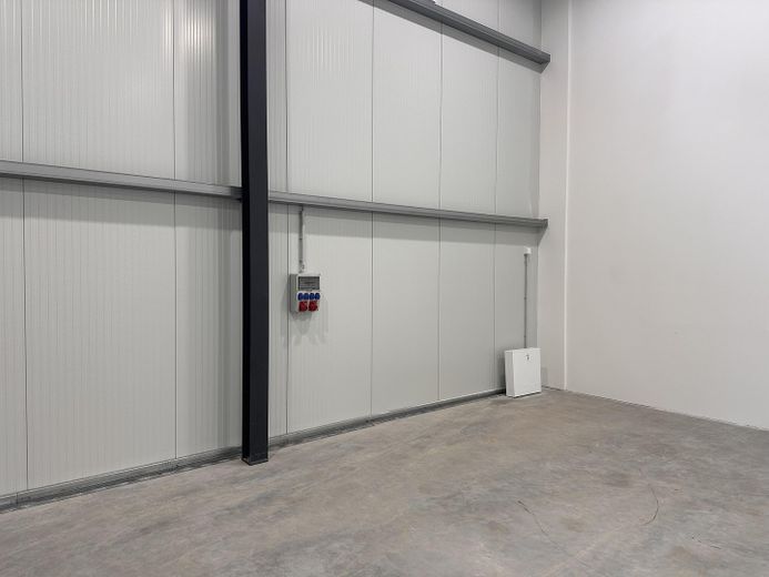 !!AB SOFORT!! Nutzungseinheit 114m2 + Büroeinheit /  Nutzungseinheit 114m2 ohne Büro – फोटो 7