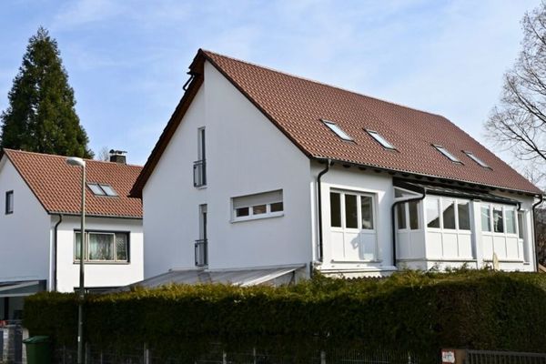 Junge Doppelhaushälfte in Göggingen mit Potenzial