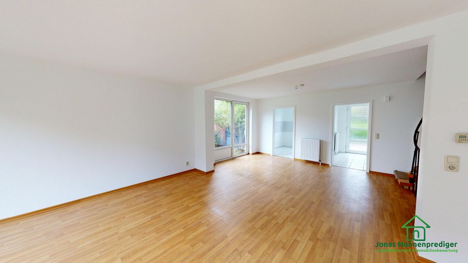 Reihenendhaus mit Garten u. Stellplatz - für den Käufer provisionsfrei – फोटो 13