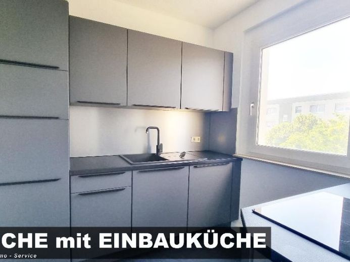 3 Zimmer mit Parkett und EBK sowie Balkon – Foto 1