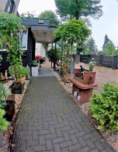 VOLL MÖBLIERTES WOHNEN IN MICHENDORF VOR DEN TOREN VON POTSDAM UND BERLIN – Zugangsbereich