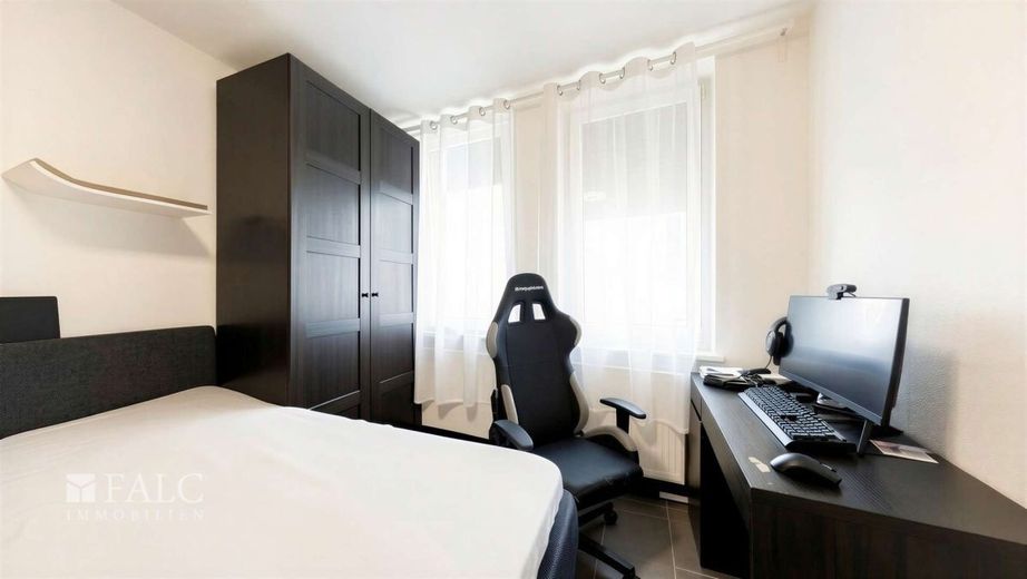 Großzügige 4-Zimmer-Wohnung mit Garten in Stuttgart Bad-Cannstatt – drittes Zimmer