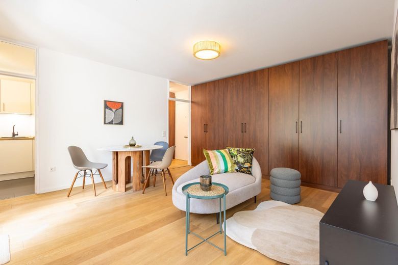 Neu möblierte, ruhige Terrassenwohnung inkl. Schwimmbad im Haus – Foto 6