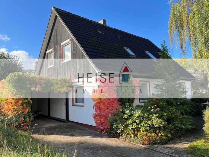 1-Familienwohnhaus mit Carport und Wintergarten in ruhiger Sackgassenlage – Heise Immobilien - 1-Familienwohnhaus mit Carport