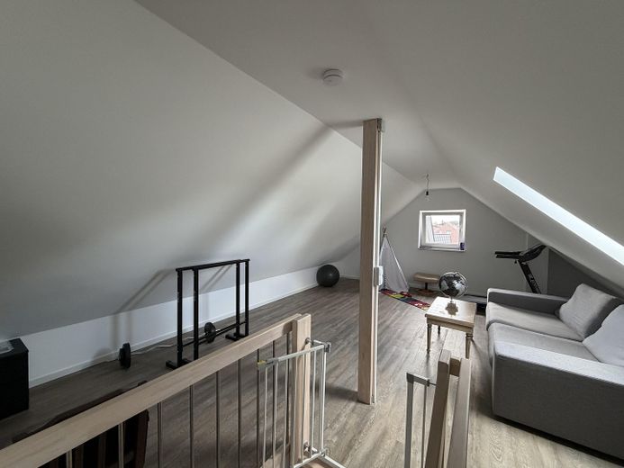 Appartement de 3 pièces + 55 m² de combles aménagés - Emplacement privilégié avec vue – Photo 9
