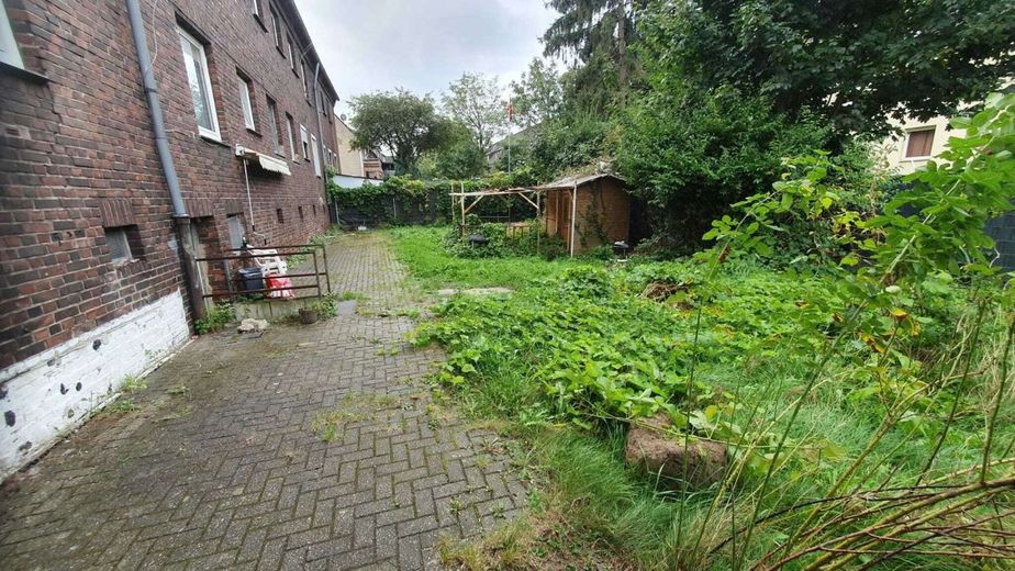 Gartensicht vom Haus