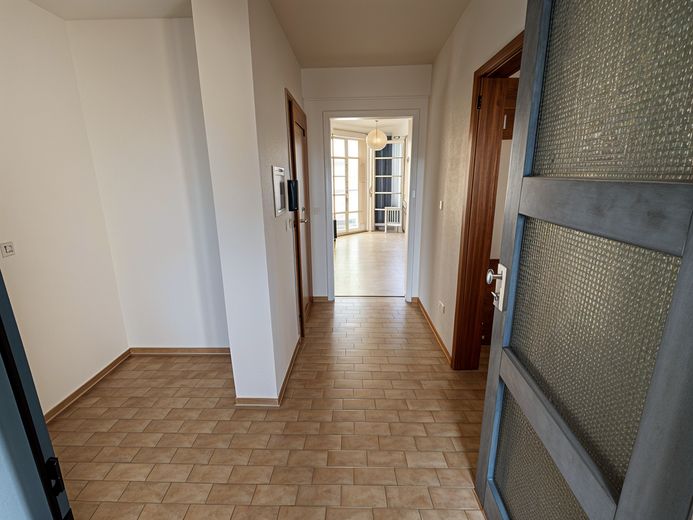 Provisionsfrei: Helle 2-Zi.-Wohnung mit Balkon in der Reutlinger Altstadt – neues Bad, Fernwärme – Eingangsbereich