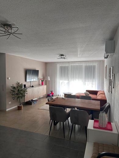 Moderne und gehobene Mietwohnung 3 Zimmer EG – Foto 1