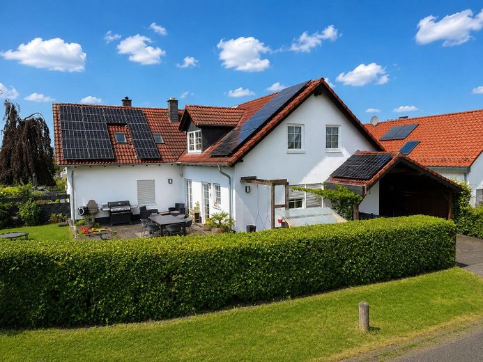 Großzügiges Zweifamilienhaus mit Photovoltaikanlage und attraktiver Mieteinnahme in Hennef – Foto 15