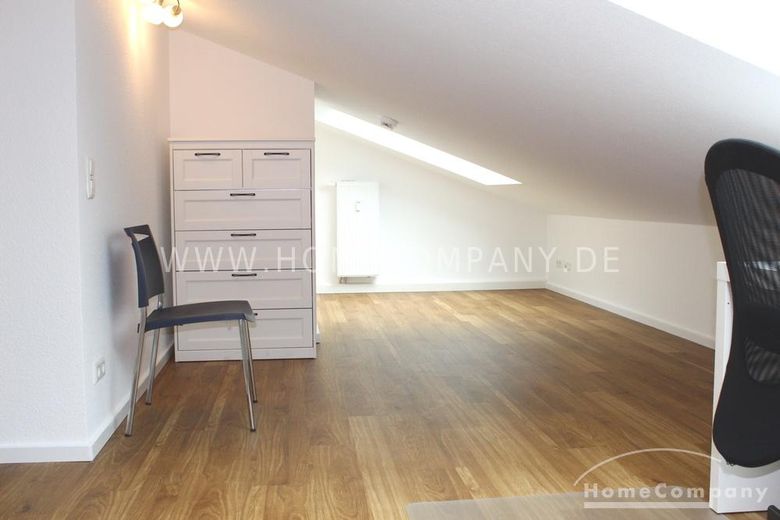 19252 HomeCompany Dresden Möbliert/Furnished Traumhafte Maisonette mit Blick zur Elbe! max. 2 Personen – 76e2bcd9ee079f8b892d8f8040ff4370dff25558.jpg