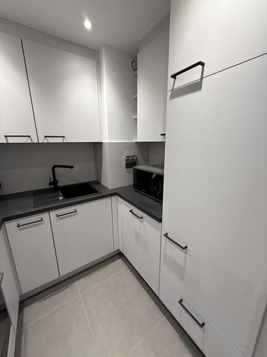 NEU Saniert - Vollmöbliertes 1-Zimmer Apartment mit Ausblick im SI-Centrum, ab sofort verfügbar – Foto 9