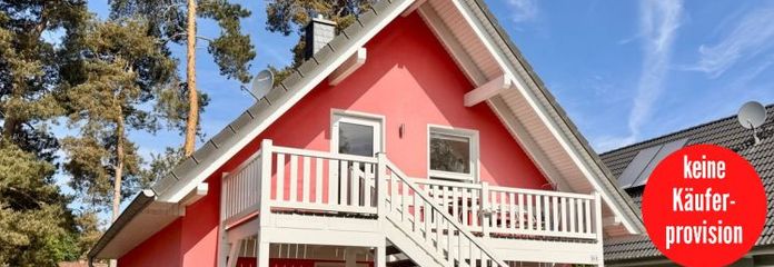 HORN IMMOBILIEN ++ Röbel an der Müritz Ferienhaus mit 2 Wohnungen, 2x Kamin und 2x Sauna + Einbauk.