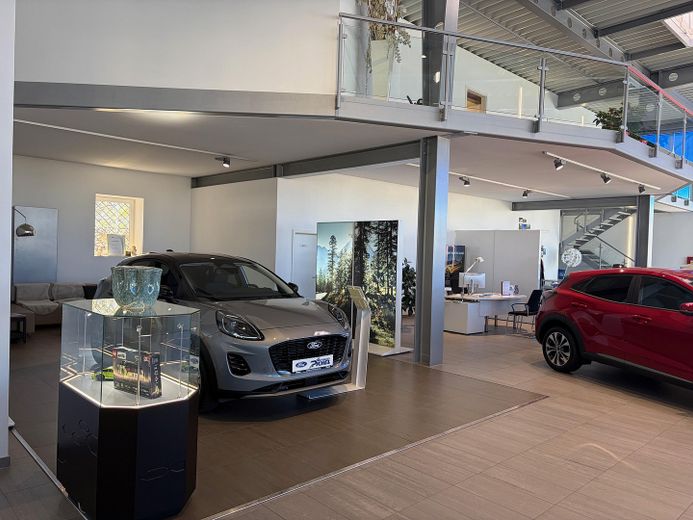 Showroom- und Serviceimmobilie mit ESG-Standard und hoher Frequenz – Ausstellung 4
