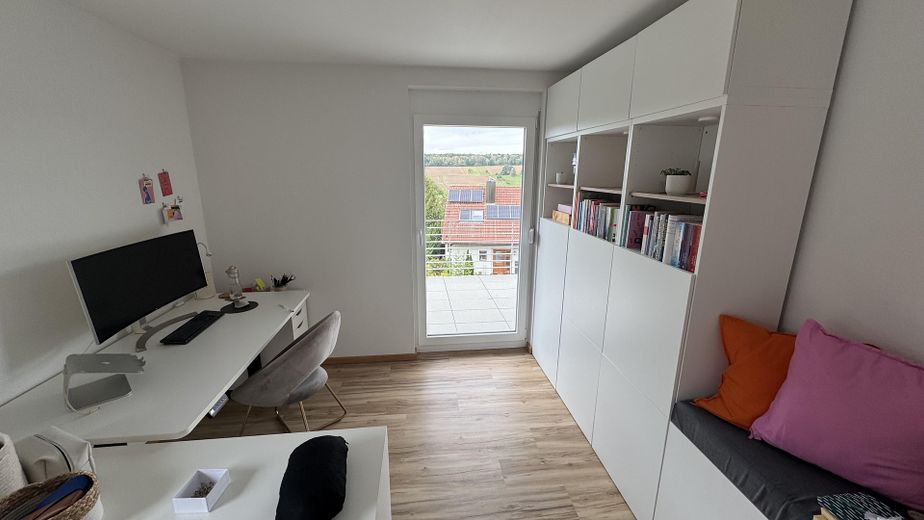 Living with panoramic views of the Schönbuch in Pliezhausen-Rübgarten – Arbeitszimmer Obergeschoss