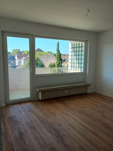 3 Zimmer Wohnung (95m²) mit Balkon – फोटो 1