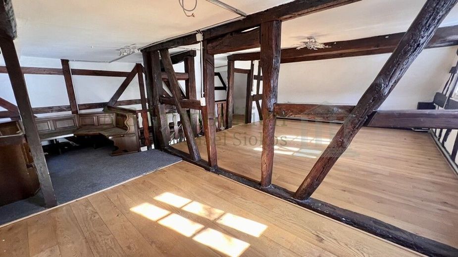 *** Denkmalgeschütztes EFH + Dreifamilienhaus im Herzen von Lampertheim *** – EFH OG Zimmer 1 Ansicht 2