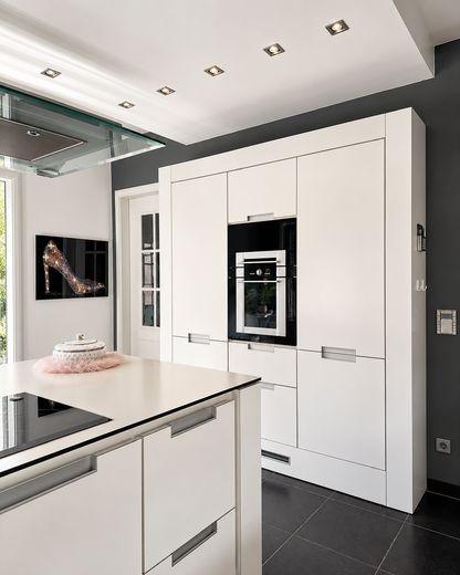 Ekskluzywny dom jednorodzinny z basenem na działce 2.002 m² w pobliżu Trewiru – Premium Designküche