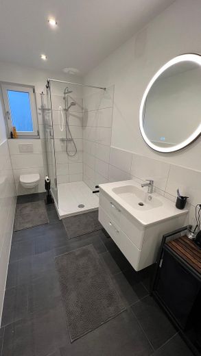 Bad mit Dusche