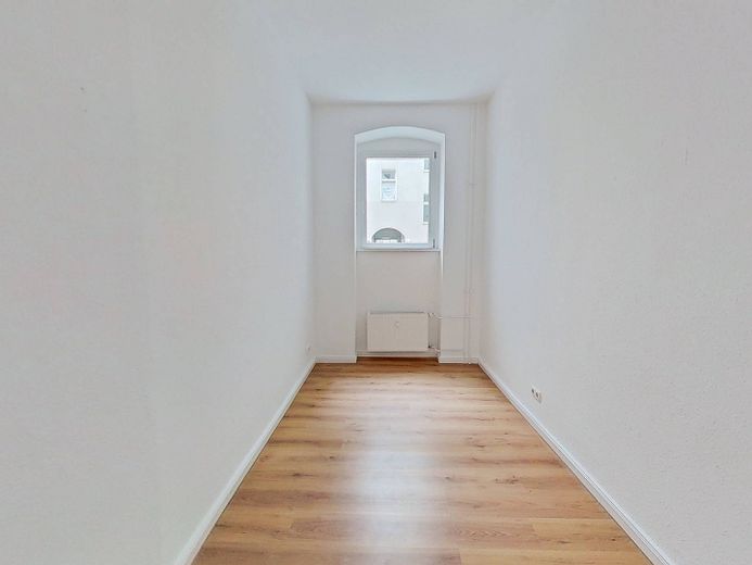 Viel Platz zum Wohlfühlen - Helle 2-Zimmer-Wohnung mit EBK in fußläufiger Nähe zur Altstadt – Ansicht I: Schlafzimmer