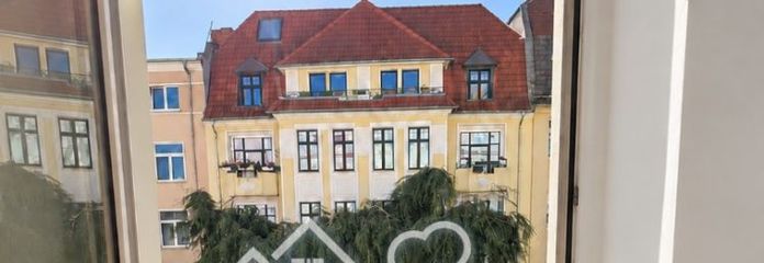 Primera ocupación tras la reforma de un edificio antiguo, balcón y ubicación privilegiada en Stadtfeld
