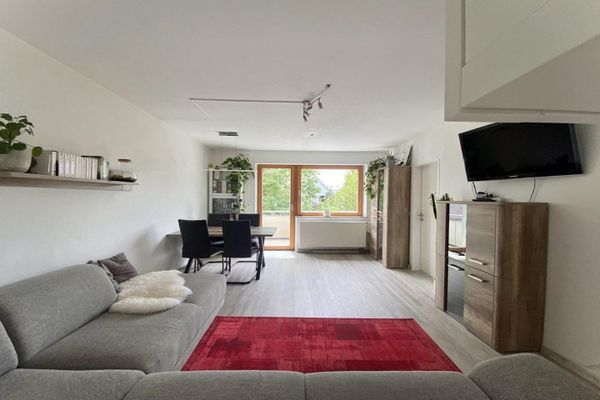 Provisionsfreie helle 3-Zimmer Wohnung mit Balkon