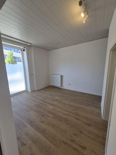 73m²-Wohnung im Zentrum von Apolda – Erstbezug nach Sanierung – फोटो 1