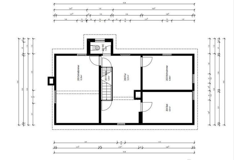 Traumhaftes Fachwerkhaus mit großem Grundstück und Terrasse – 1. OG