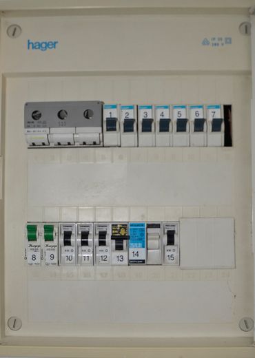 5 Zimmer Maisonett-Wohnung mit 2 Bädern und ca. 124 m² Wohnfläche im beliebten Langerfeld – Sicherungskasten