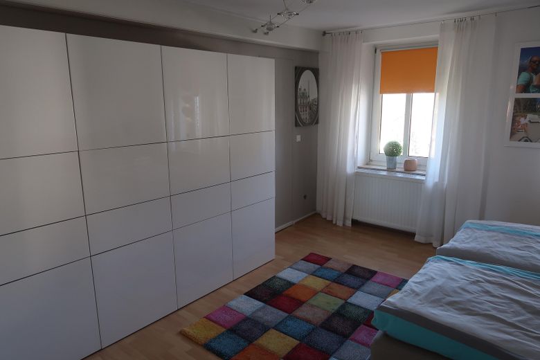 Schlafzimmer DG 