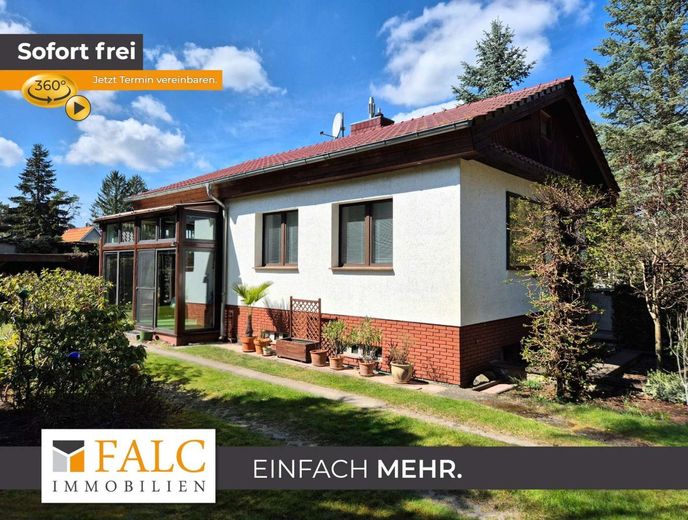 **Charmantes Einfamilienhaus in Seenähe**- FALC IMMOBILIEN – Titelbild