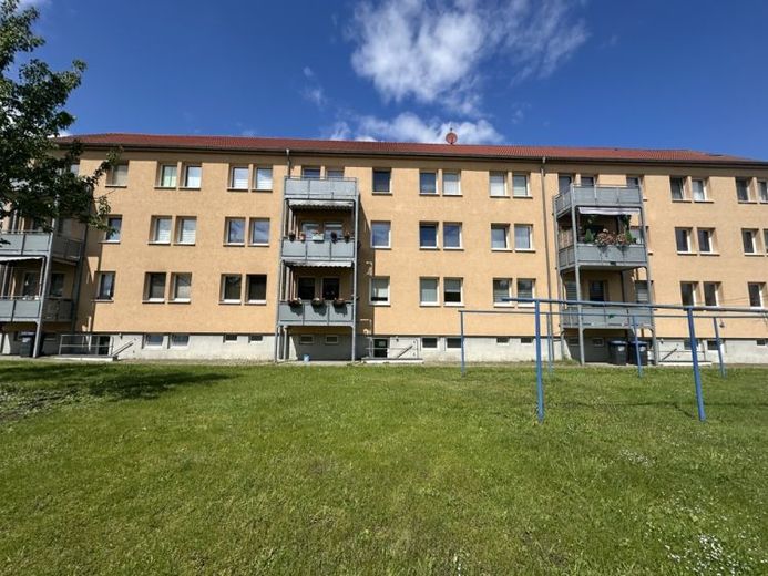 Investition in ein attraktives Wohnpaket mit 18 Wohnungen*
PROVISIONSFREI für Käufer -Share Deal- – Foto 1
