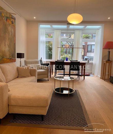 Schöne Wohnung mit Terrasse im Viertel – d9d2418d359634c36690a2c062032dec63bfe1f3.jpg