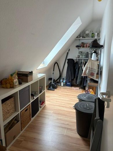 Light-flooded 3-room apartment with south-facing balcony – with energy-efficient new windows / 3 min to the canal – Foto 12