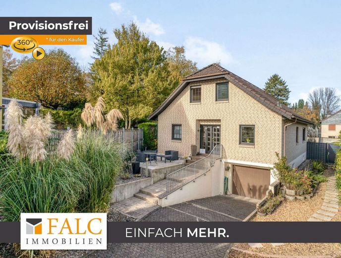 Ein Zuhause mit Zukunft - Familientraum mit Pool in Bergisch Gladbach-Hebborn – Hauszugang