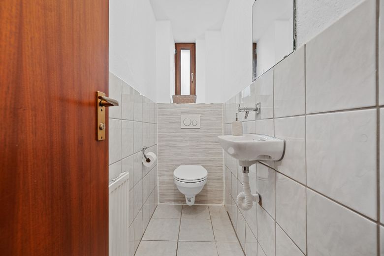 WC (1. Stock / 3Z Wohnung)