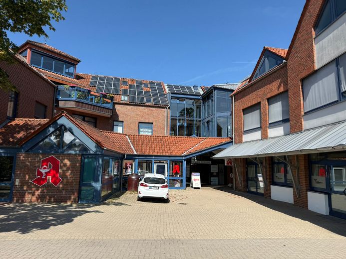 Surfaces commerciales dans un immeuble médical moderne (80m²-650m² divisibles) – Foto 3