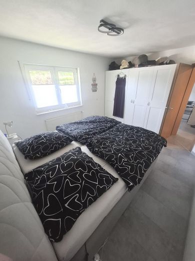 Schlafzimmer möbiliert