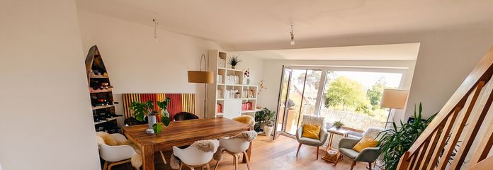Großzügige Maisonette-Wohnung mit Süd-Balkon in Zentrumnähe – Esszimmer