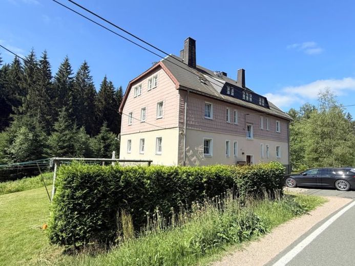 ++ Schnapp des Jahres - 12% Rendite - saniertes Mehrfamilienhaus ++ – Foto 1